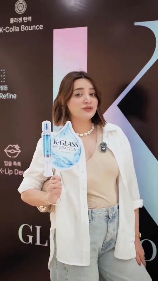 farihaasghar at the luxeria K-Glow launch